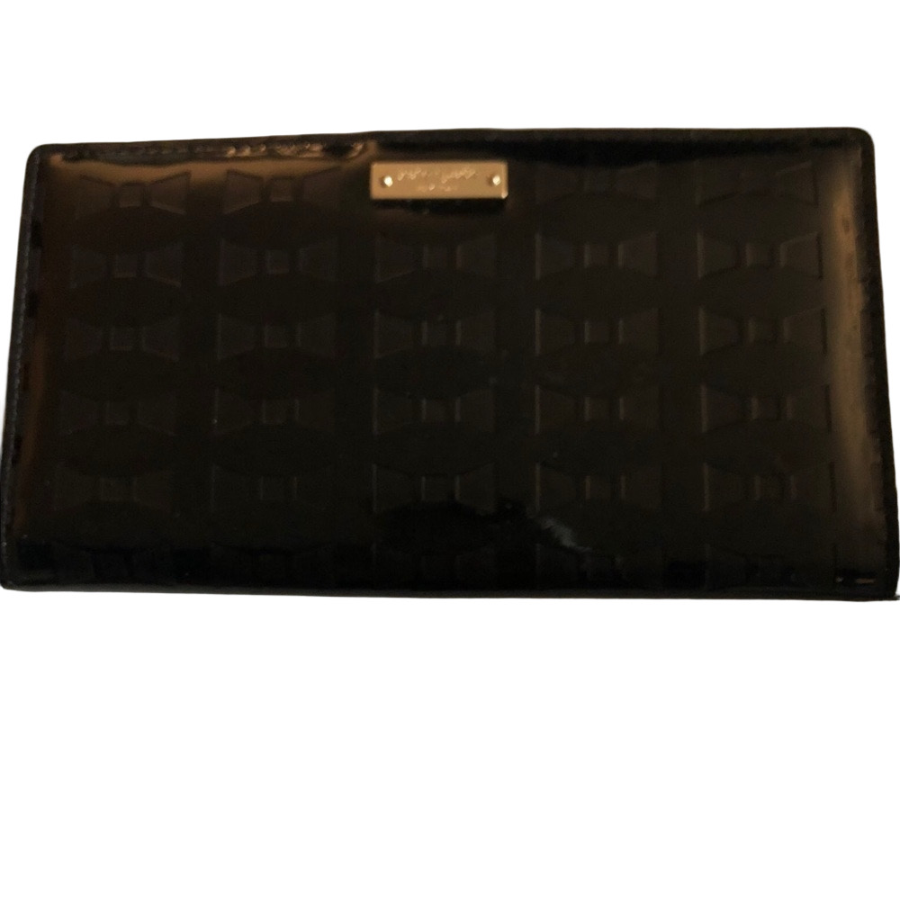 Kate Spade Patton leather wallet great condition
